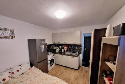 Garsonieră decomandată, mobilată în Tomis Nord