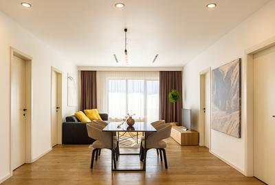 Apartament cu 2 camere decomandat în Tractorul