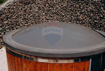 Casute de vanzare - 38