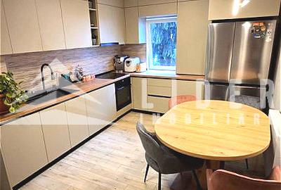 Apartament cu 3 camere decomandat, mobilat în Zorilor