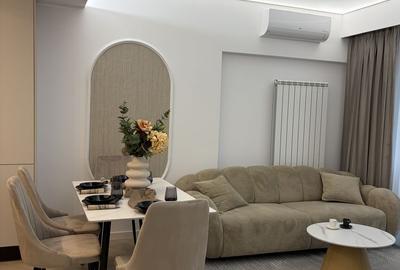 Apartament cu 3 camere semidecomandat în Pipera