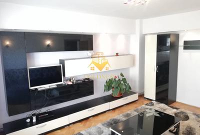3 camere, decomandate, mobilat complet, Zona Avram Iancu, Cipariu - 2