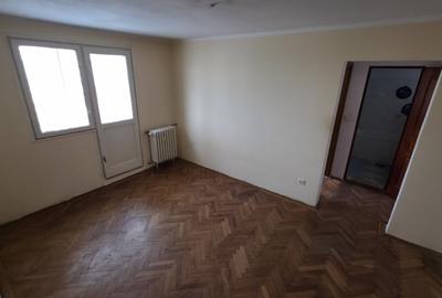 Apartament 2 camere 43 mp+balcon Al.Predeal ARAD - 1