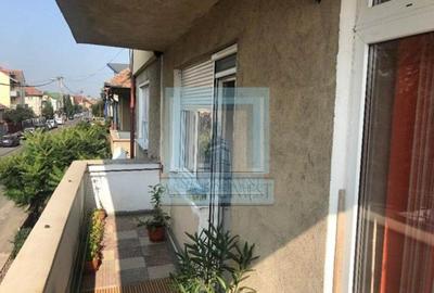 Ap 4 camere decomandat - zona Aurel Vlaicu - 6