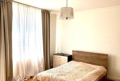 Apartament cu 2 camere decomandat în Plopilor