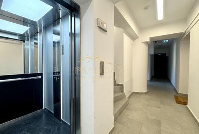 Spatiu de birouri *3 camere* / Cladire Istorica stil Brancovenesc / Universitate - 25