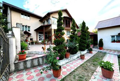 Casa 4 camere, anexe, recent renovata, foisor, teren 781mp, Izvoru, DB - 1