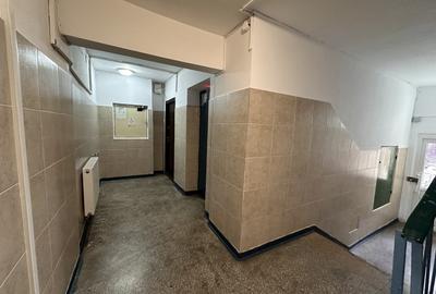 IANCULUI / 2 G.S. / BALCON 10 MP / LIBER - 23