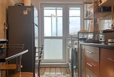 Apartament 2 Camere,Unirii, Metrou,bl.1996,DECOMANDAT,Amenajat,3 balcoane - 5