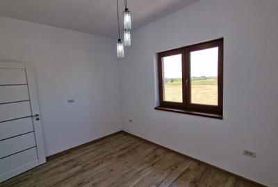 De vanzare 1/2 Duplex Sacalaz - 18