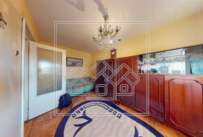 Apartament de vanzare in Sibiu - 3 camere si balcon - V. Aaron - 11