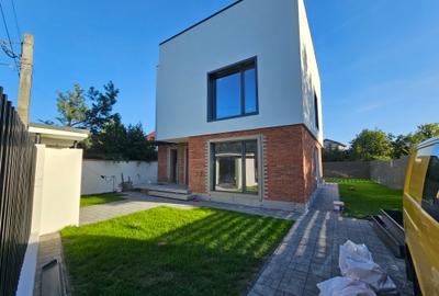 Proprietar - Single 4 camere, 420 mp, aproape padure - 2
