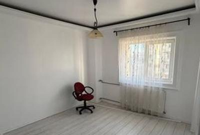 Apartament 2 Camere,Calea Mosilor,bl.1983,et.3/8,Amenajat,Liber - 5
