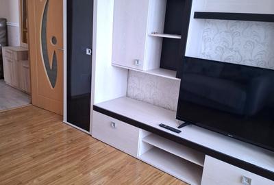 Apartament cu 2 camere decomandat, mobilat în Groapa