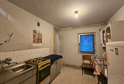 Apartament 3 camere, decomandat, Zona Mihai Eminescu in C-uri - 10