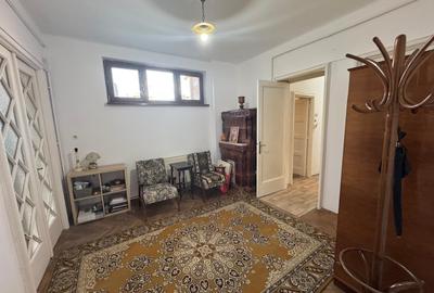 Vanzare apartament patru camere vila D+P+1+pod curte Cotroceni metrou Eroilor - 9
