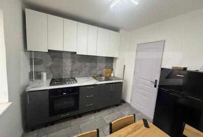Apartament cu 2 camere decomandat, mobilat în Rovine