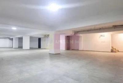 Vitan Mall Auchan- suprafata 428 mp - pret 780.000 euro+TVA - 8