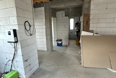 CASĂ DE VÂNZARE CU 3 CAMERE IN ZONA CREVEDIA - 7