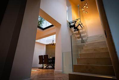 Vila  Dorobanti , Piata Floreasca - 1