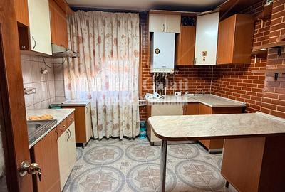 | Apartament cu 4 camere | CENTRU, Fata pe Valuri | 77.000 Euro | - 7