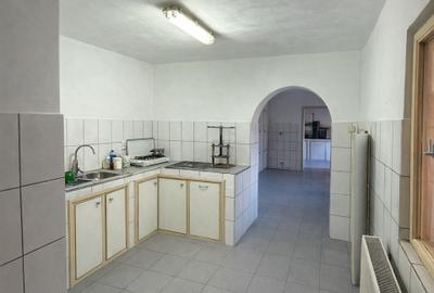 Casă spațioasă 207 mp + garaj zona Stadion, Oradea - 8