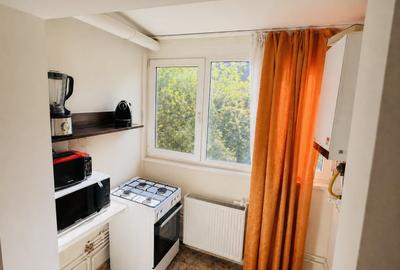 Apartament 3 camere, decomandat, etaj 2 - zona Olimpia Stadion - 6