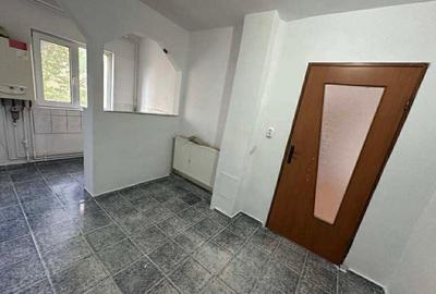 Apartament cu 2 camere semidecomandat în Blașcovici