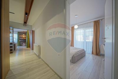 Vilă modernă, cu garaj, panouri și pompă de căldură, Cristian - 16