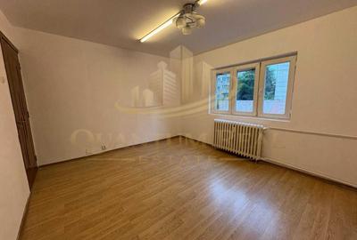 Apartament 2 camere de vânzare-Parcul Sebastian Etaj 1 Stradal - 1