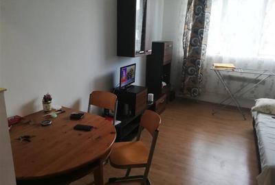 Garsoniera de vanzare etaj 3 zona Lipovei - 1