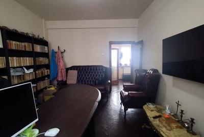 OFERTA DEOSEBITA   PIATA UNIRIII APARTAMENT CU 2 CAMERE ST 55 MP PRET.74000 EURO - 2
