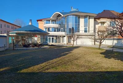 REȘEDINȚĂ DE LUX ÎN CENTRUL BAIA MARE – DESIGN INOVATOR ȘI CONFORT DE EXCEPȚIE - 3
