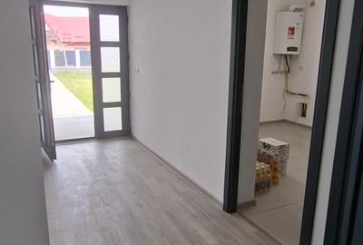 Casa cu 3 camere 80 mp, teren 650 mp, gazon, centru Holboca - 7
