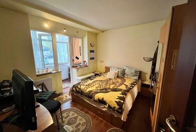 Apartament cu 2 camere, mobilat în Tătărași