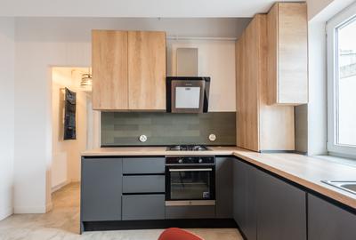 Inchiriere apartament 3 camere ultracentral Batistei Universitate zona linistita - 8