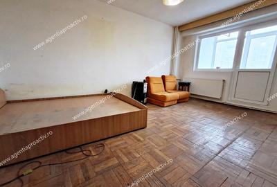 Apartament cu 2 camere decomandat în Mazepa 2