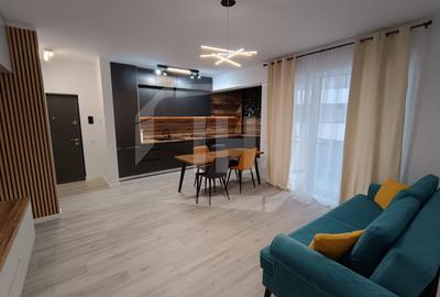 Apartament cu 2 camere semidecomandat, mobilat în Mărăști