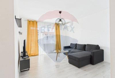Apartament cu 2 camere semidecomandat, mobilat în Est