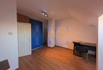 Apartament cu 3 camere decomandat în Hipodrom 2