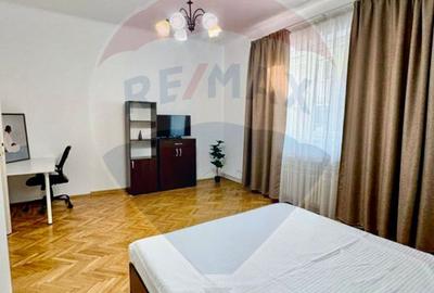 Apartament de inchiriat - 3 camere - Piata Mihai Viteazu - 2