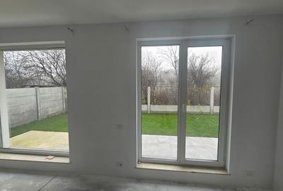 VILE P+1, 4 camere+Teren 210 mp.zona Otopeni-DIRECT DEZVOLTATOR-COMISION 0% - 26