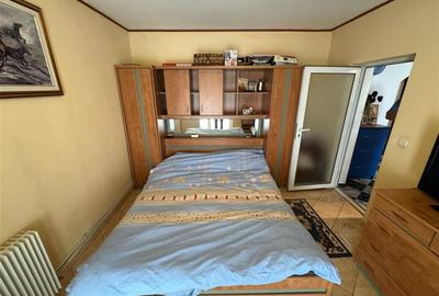 Apartament 2 camere, 54mp, etaj 4 cu acoperis - Central - - 8
