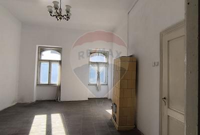 Apartament de vânzare în Palatul Berde, strada Horea - 5