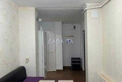 Apartament 3 camere ,situat in Targu Jiu, Zona Paralela 45 - 10