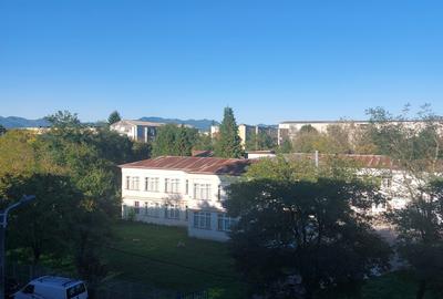 Apartament cu 3 camere în Scărișoara