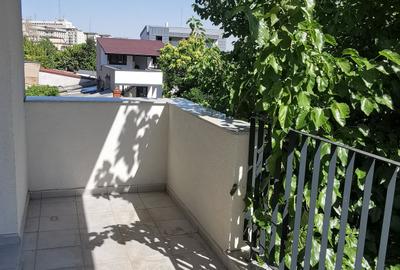 Apartament cu 2 camere semidecomandat în Basarab