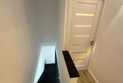 Duplex 3 Camere cu vedere spre Sala Palatului RO+EN - 11