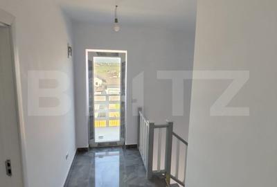 Casa cu etaj, 4 camere, 600 mp teren, Valea Lupului - 9