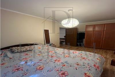 Brancoveanu - 2 Camere - Etaj 2 - Centrala proprie - Amenajat - Bloc izolat - 10